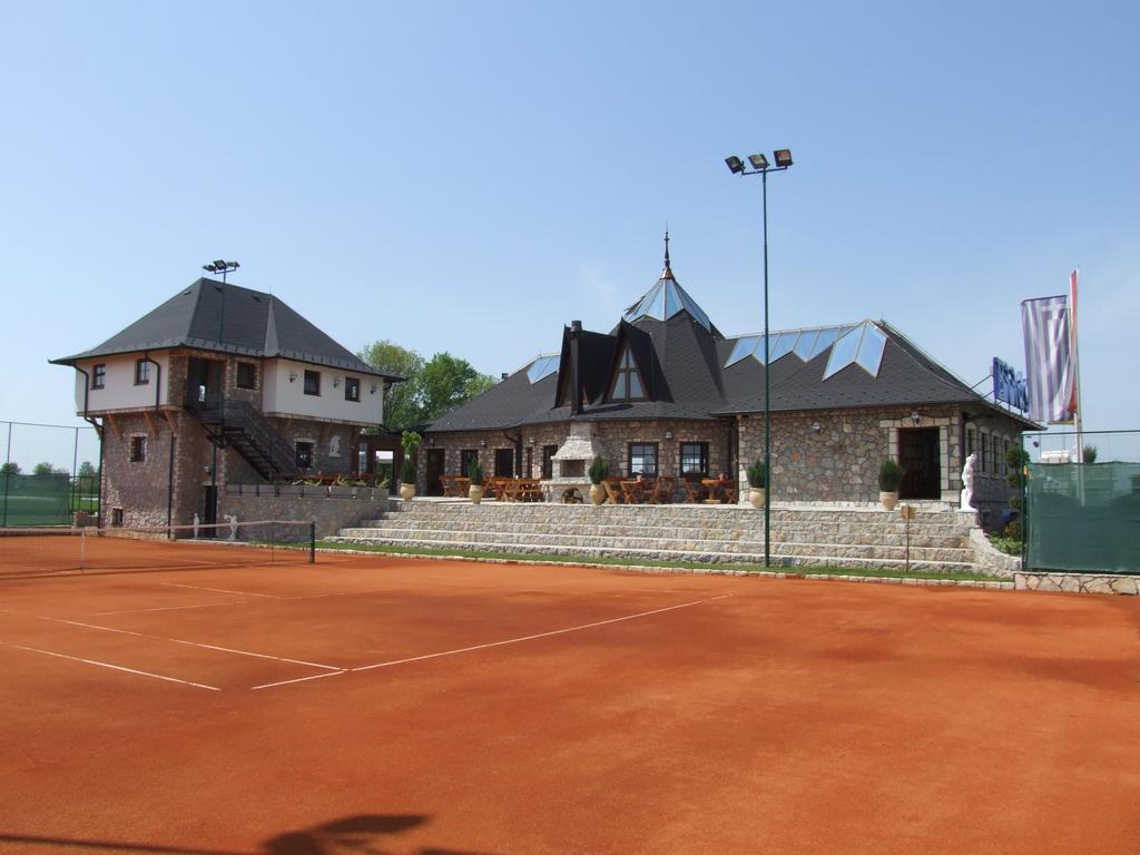Ethno Village Stanisici Bijeljina Exteriör bild