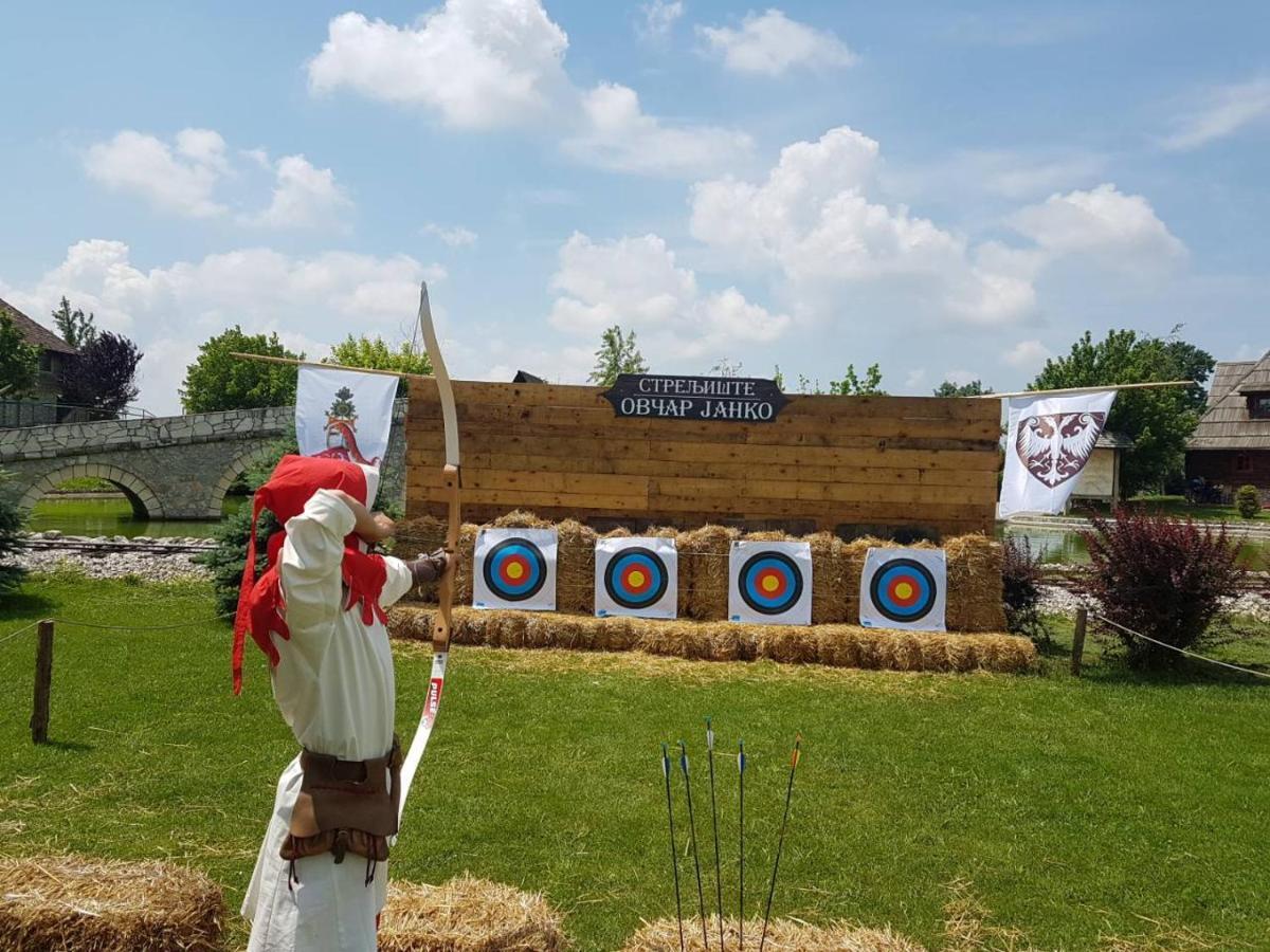 Ethno Village Stanisici Bijeljina Exteriör bild