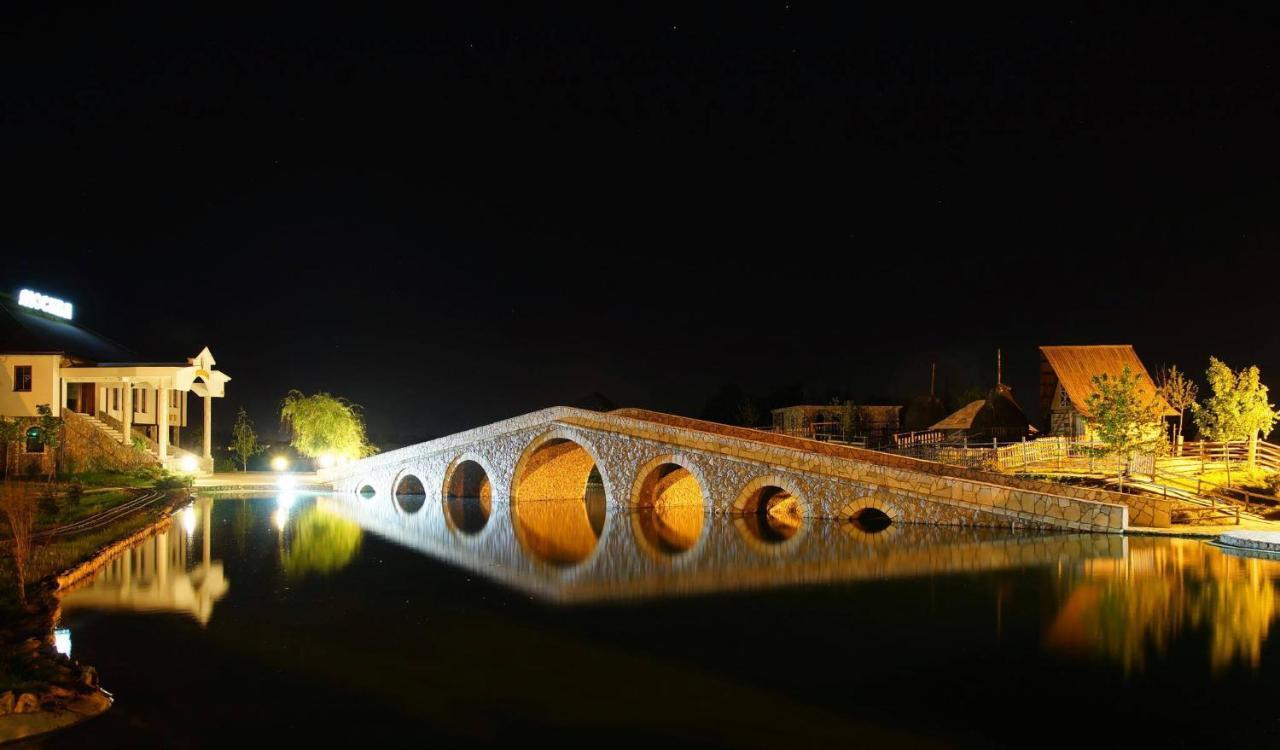 Ethno Village Stanisici Bijeljina Exteriör bild